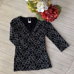 LIKE NEW! Wrapper stretch top